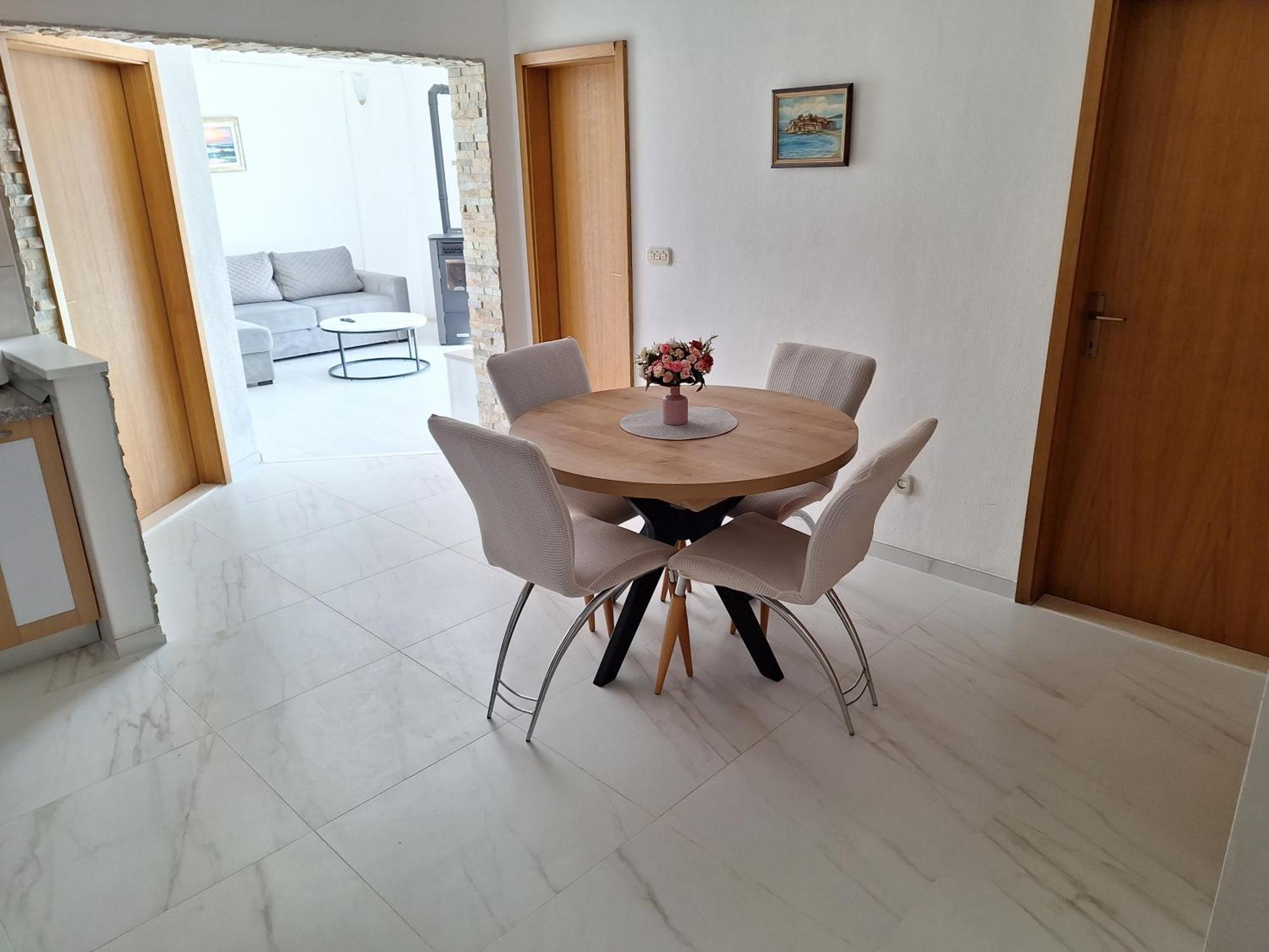 Apartment Tre Strade Baška Voda Екстериор снимка