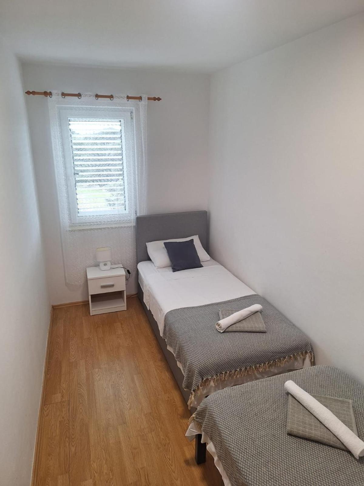 Apartment Tre Strade Baška Voda Екстериор снимка