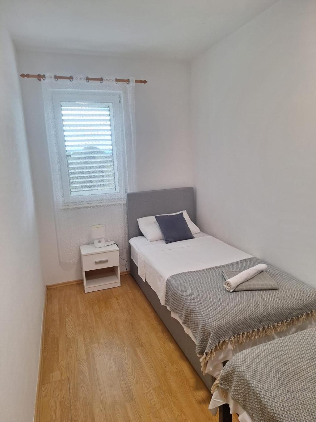 Apartment Tre Strade Baška Voda Екстериор снимка